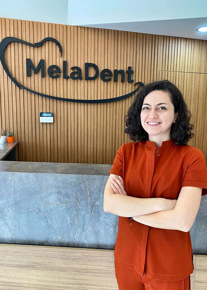 Uzm.Dt. Müge Gülçelik